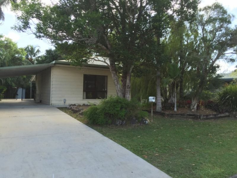 8 Gardiner Close, Brinsmead QLD 4870