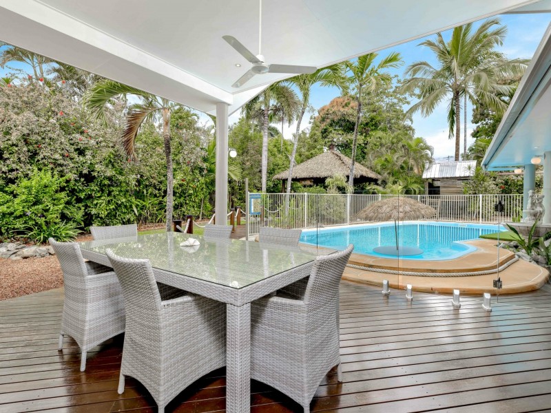 9 Heron Close, Kewarra Beach QLD 4879
