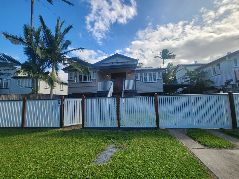 21 Rose Street, Westcourt QLD 4870