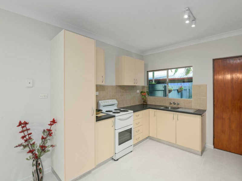 2/33 Petersen Street, Trinity Beach QLD 4879