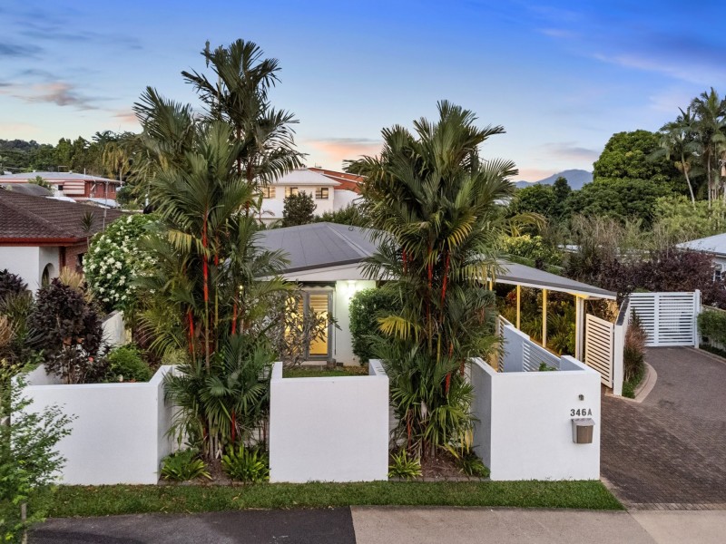 346A Pease Street, Edge Hill QLD 4870