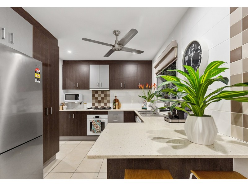 346A Pease Street, Edge Hill QLD 4870