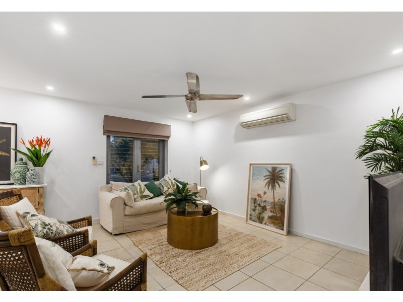 346A Pease Street, Edge Hill QLD 4870