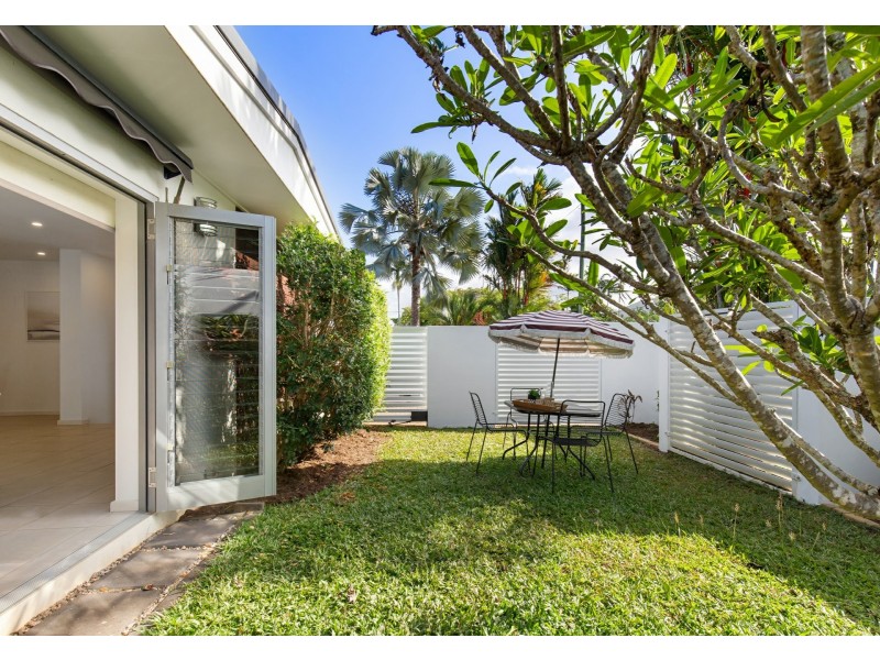 346A Pease Street, Edge Hill QLD 4870