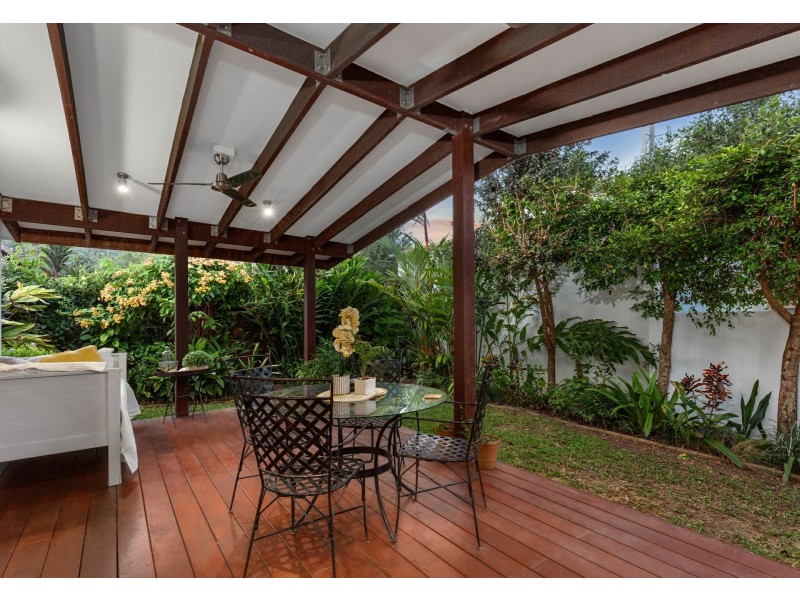 346A Pease Street, Edge Hill QLD 4870