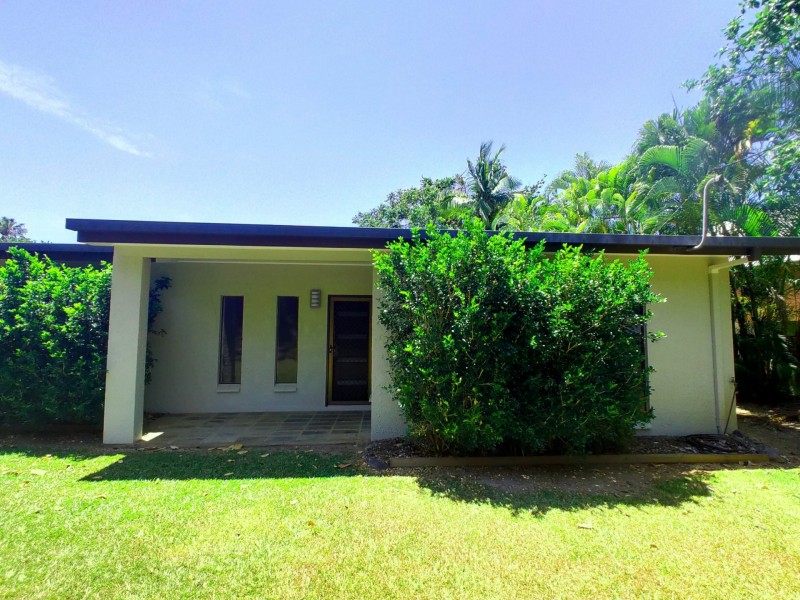 36 Trundle Terrace, Whitfield QLD 4870