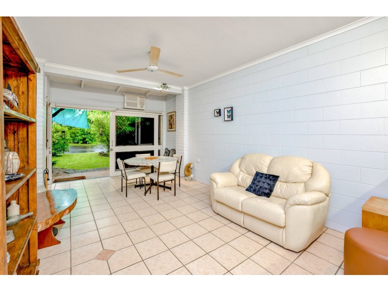 11/51-59 Heavey Crescent, Whitfield QLD 4870