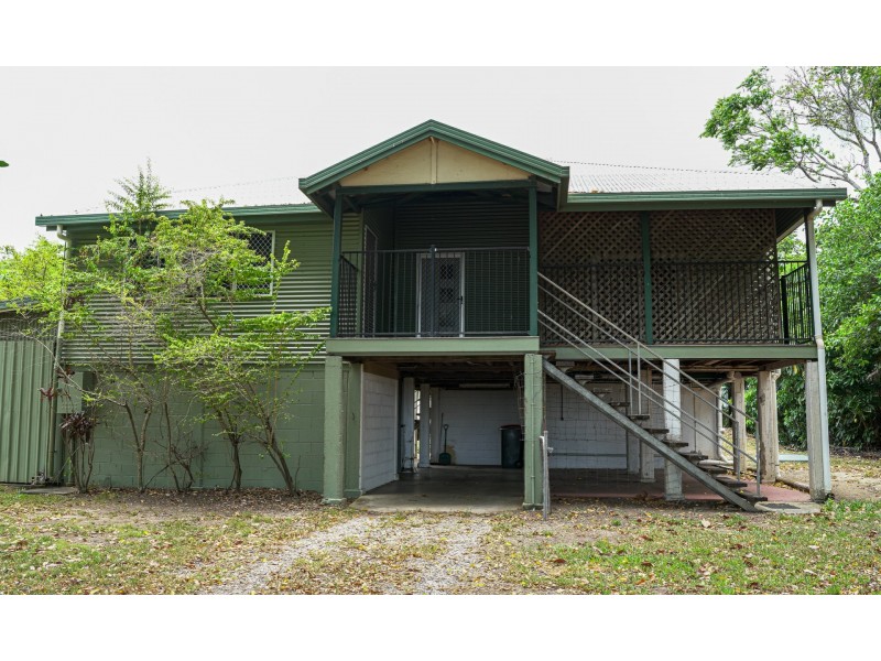 2 Skyrail  Drive, Smithfield QLD 4878