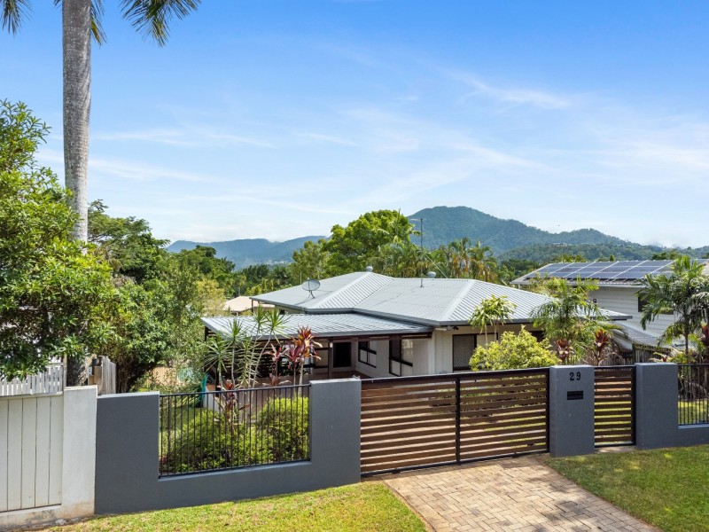 29 Hutchinson Street, Edge Hill QLD 4870