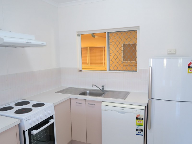 214/191 Mcleod Street, Cairns North QLD 4870