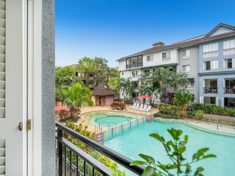 1311/2-10 Greenslopes Street, Cairns North QLD 4870