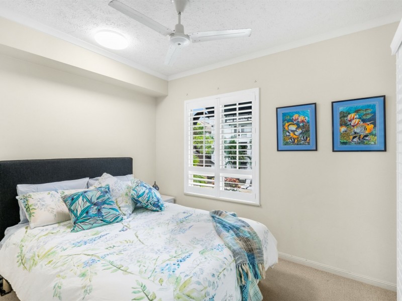1311/2-10 Greenslopes Street, Cairns North QLD 4870