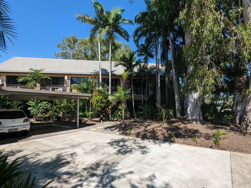 6/21 Poinciana Street, Holloways Beach QLD 4878