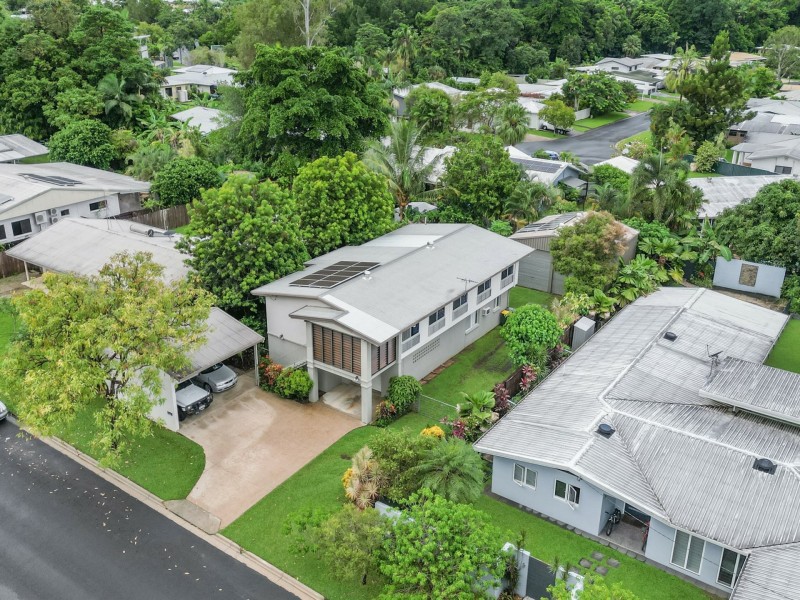 168 Jensen Street, Edge Hill QLD 4870
