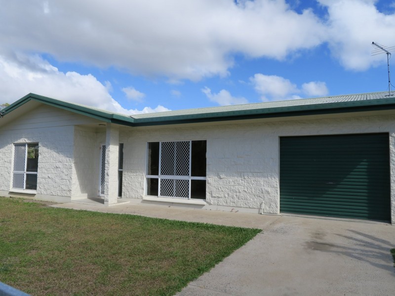 6 Redwood Street, Whitfield QLD 4870