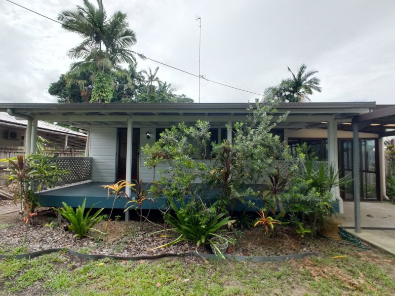 7 David Street, Manunda QLD 4870