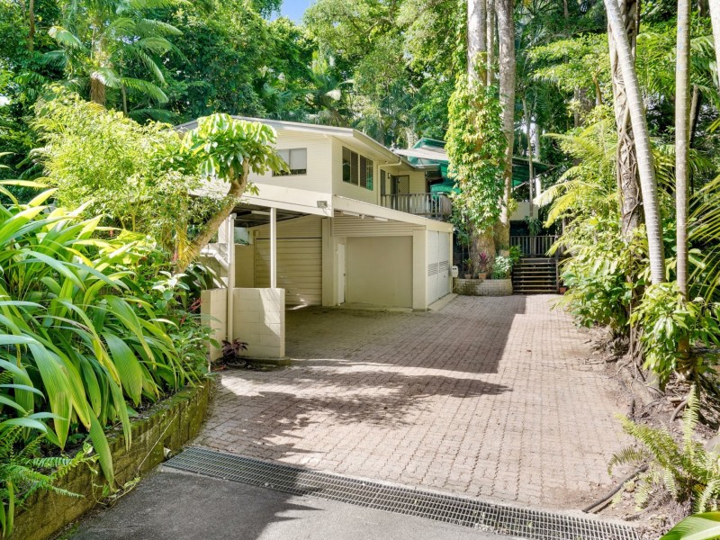 17/23 Heavey Crescent, Whitfield QLD 4870