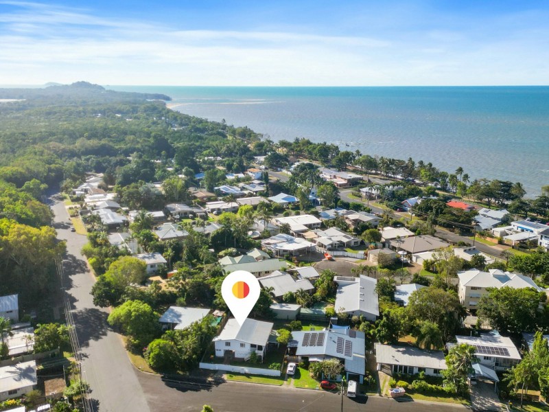 18 Guava Street, Holloways Beach QLD 4878