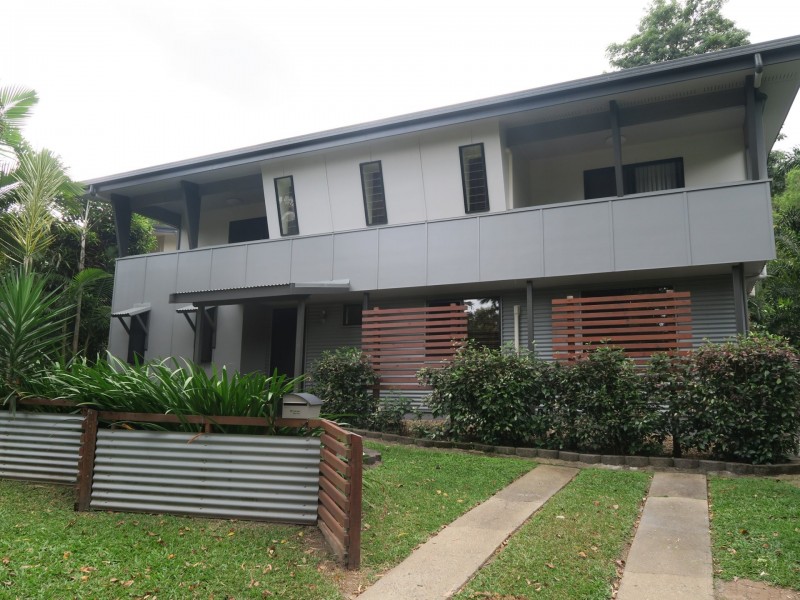 4 Stuart Street, Edge Hill QLD 4870