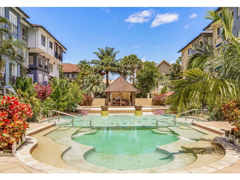 1401/2 Greenslopes Street, Cairns North QLD 4870