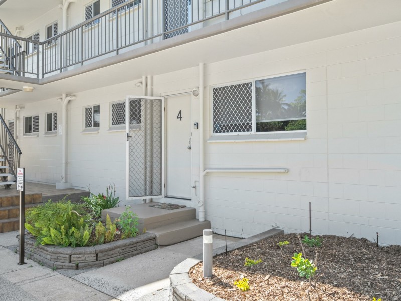 4/67-69 Moore Street, Trinity Beach QLD 4879