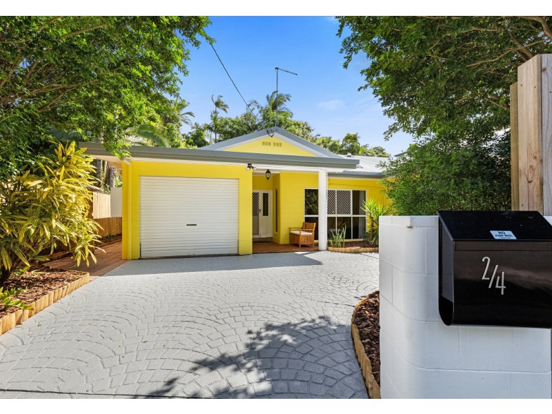 2/4 Corkill Street, Freshwater QLD 4870