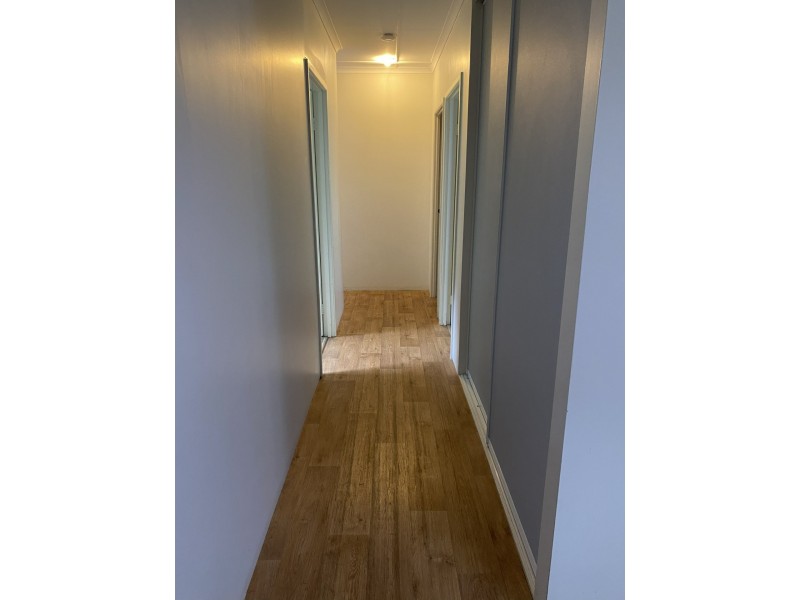 4 Fay Close, Brinsmead QLD 4870