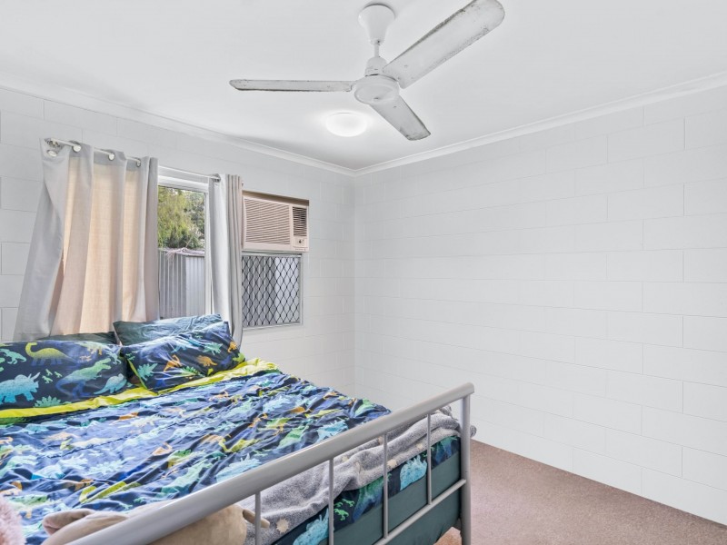 7 Denman Close, Manoora QLD 4870