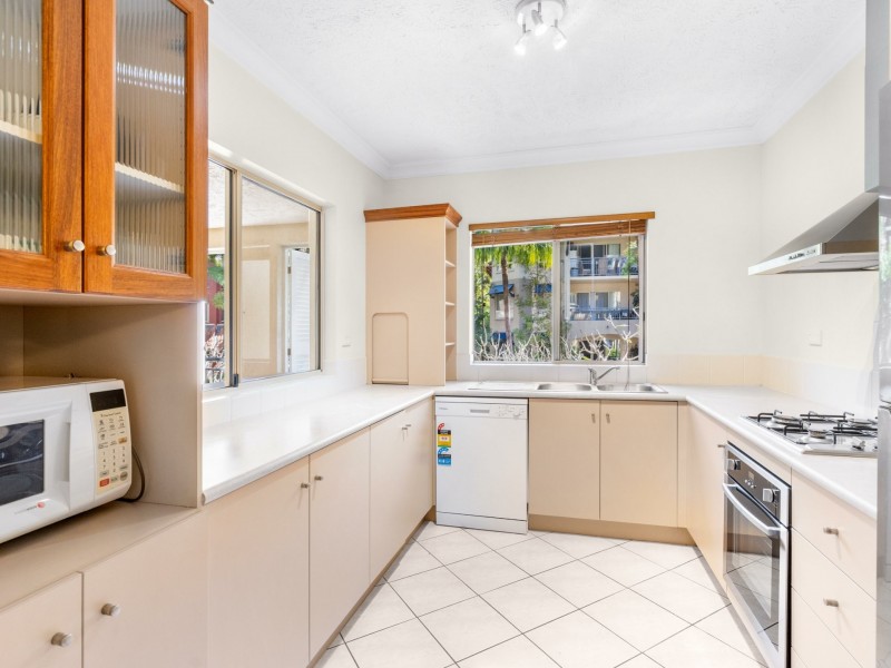 1309/2-10 Greenslopes Street, Cairns North QLD 4870