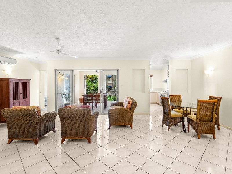 1309/2-10 Greenslopes Street, Cairns North QLD 4870