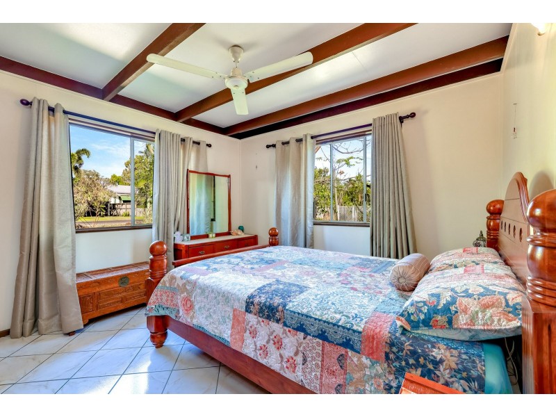 15 Christensen Street, Machans Beach QLD 4878