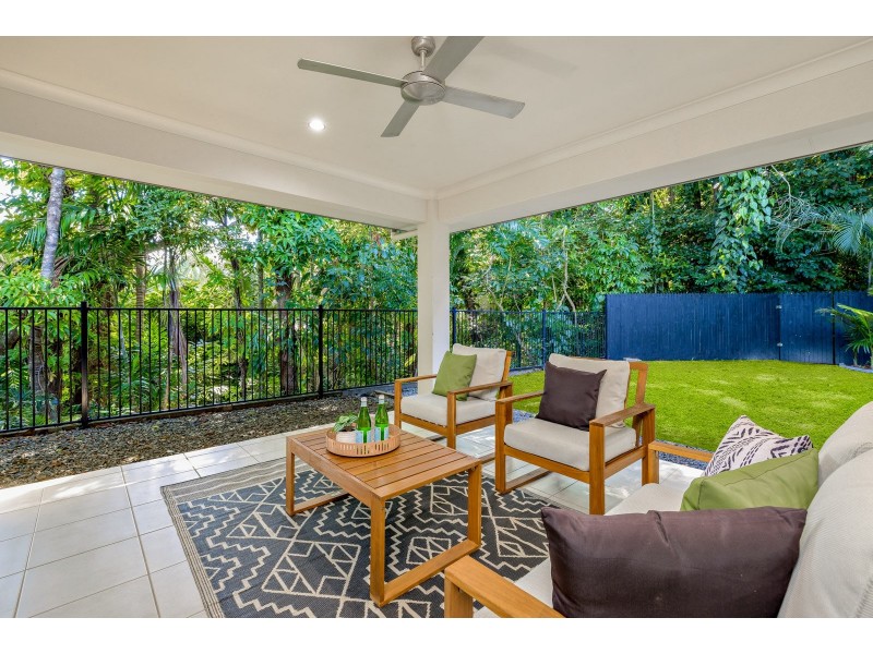 218 Greenslopes Street, Whitfield QLD 4870