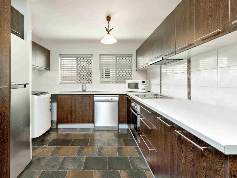 7/36-38 Old Smithfield Road, Freshwater QLD 4870
