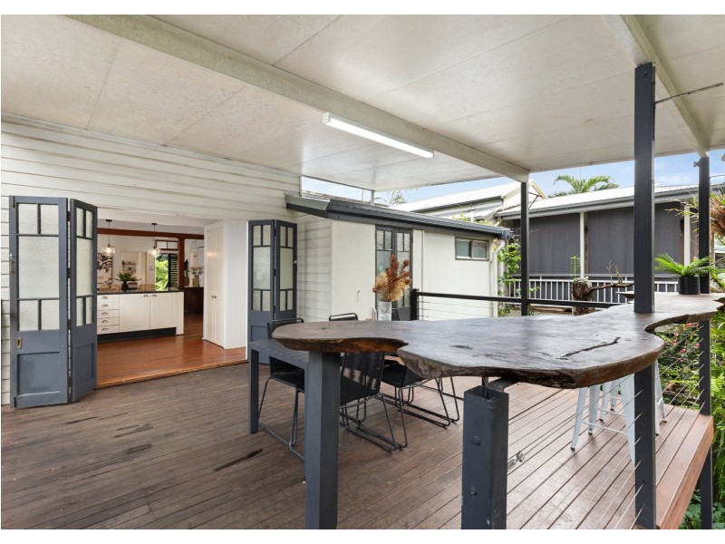 12 Cairns Street, Cairns North QLD 4870