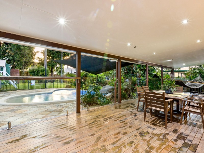 10 Dalgety Street, Stratford QLD 4870