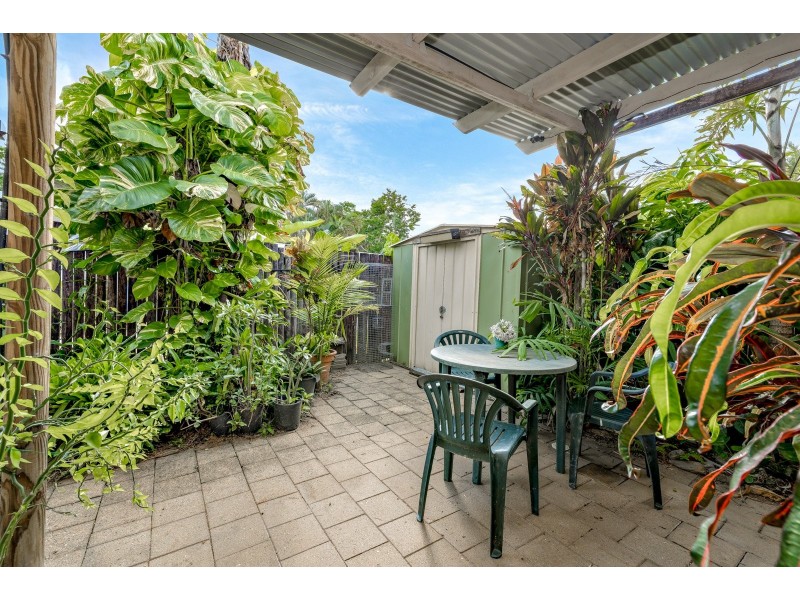 1/7 Ireland Crescent, Whitfield QLD 4870