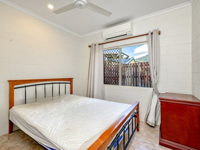 11 Lorraine Close, Bentley Park QLD 4869