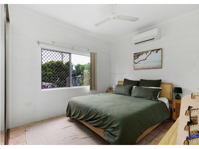 417 Kamerunga Road, Redlynch QLD 4870
