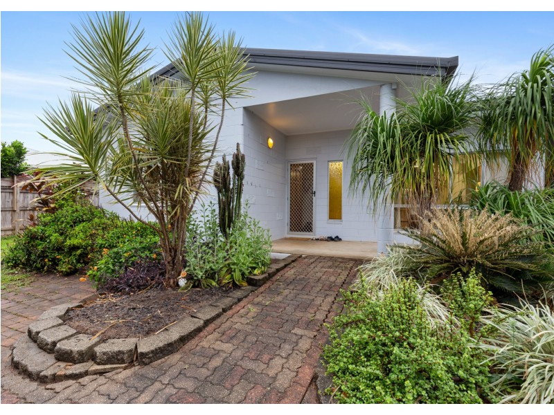 417 Kamerunga Road, Redlynch QLD 4870