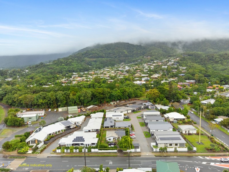 417 Kamerunga Road, Redlynch QLD 4870