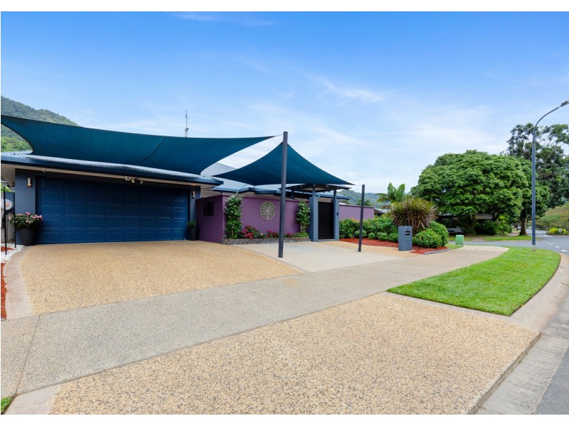 13 Gamburra Drive, Redlynch QLD 4870
