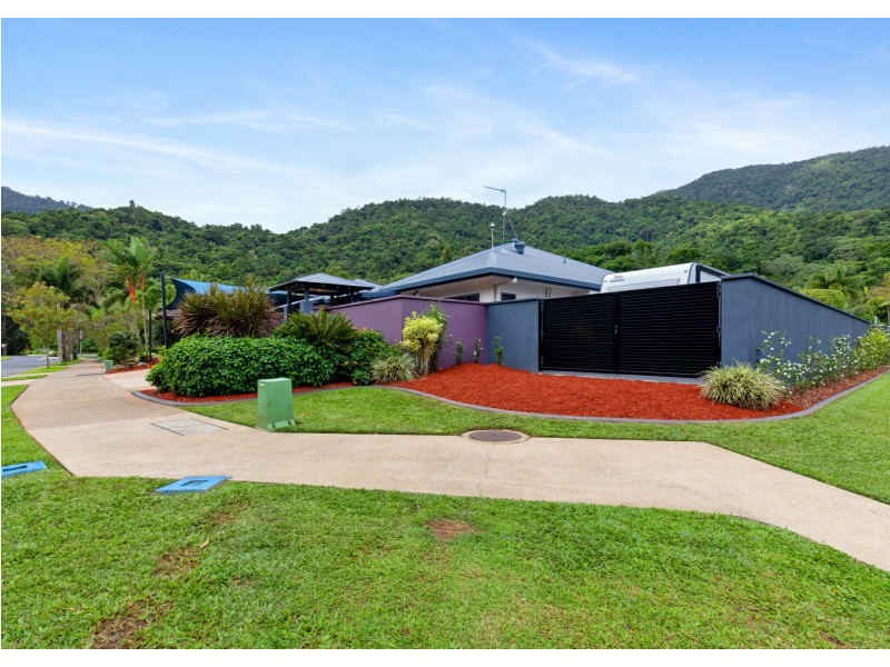 13 Gamburra Drive, Redlynch QLD 4870