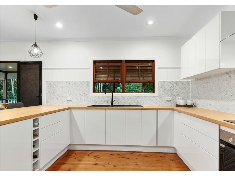 1 Findlay Street, Brinsmead QLD 4870