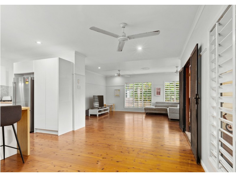 1 Findlay Street, Brinsmead QLD 4870