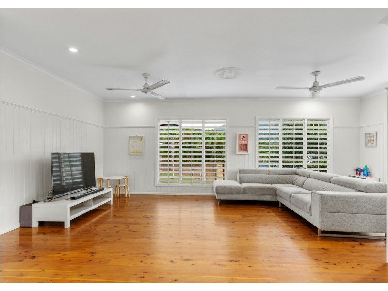 1 Findlay Street, Brinsmead QLD 4870