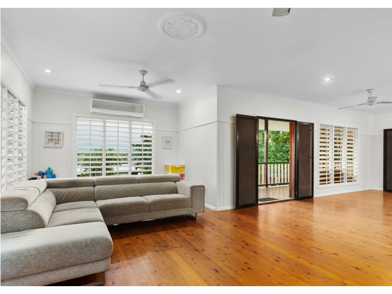 1 Findlay Street, Brinsmead QLD 4870