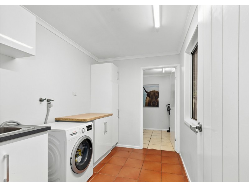 1 Findlay Street, Brinsmead QLD 4870