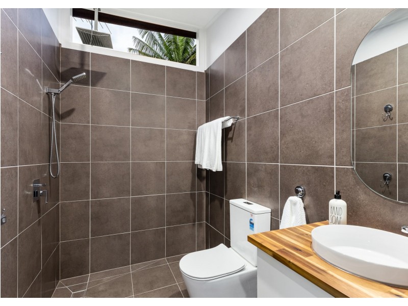 284 Kamerunga Road, Freshwater QLD 4870