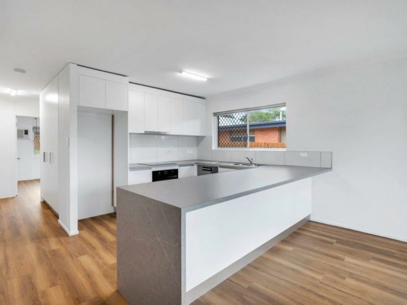 161-163 McManus Street, Whitfield QLD 4870