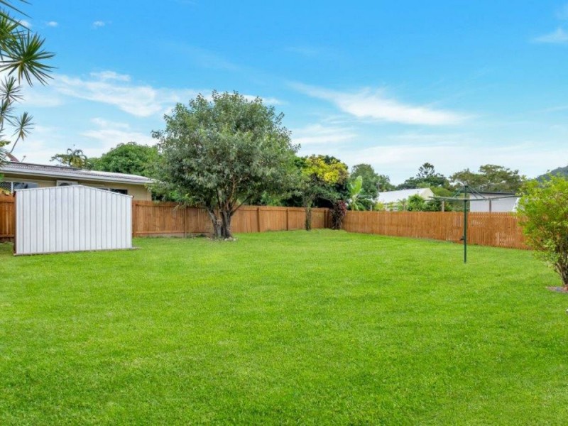 161-163 McManus Street, Whitfield QLD 4870